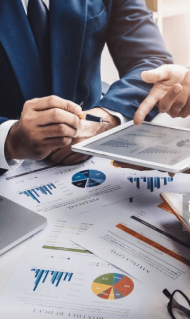 Armstrong Capital team collaboration